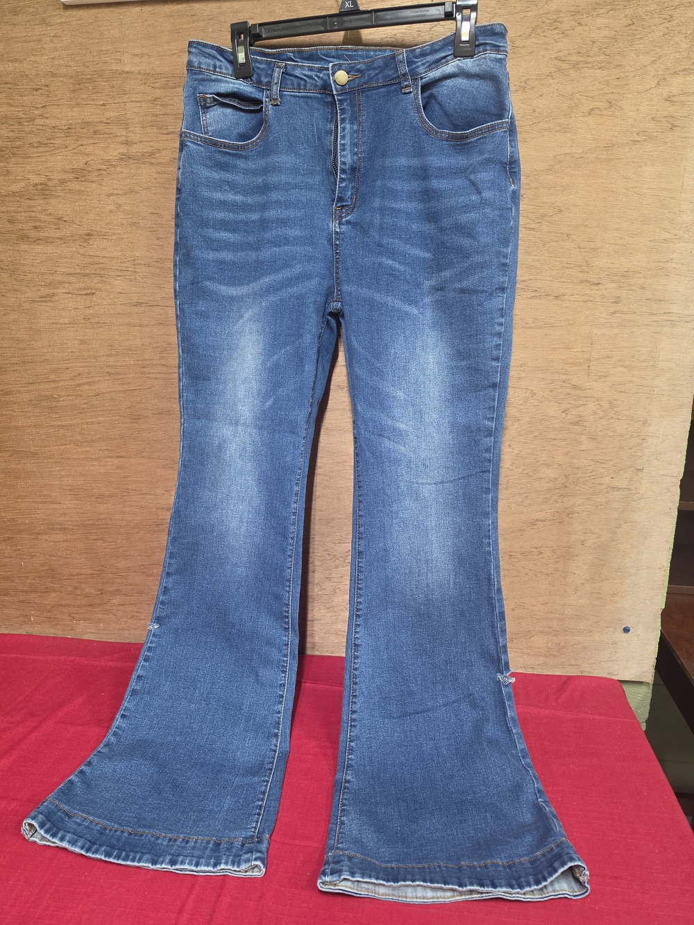 Ladies Medium Wash Flared Stretch Jeans 14